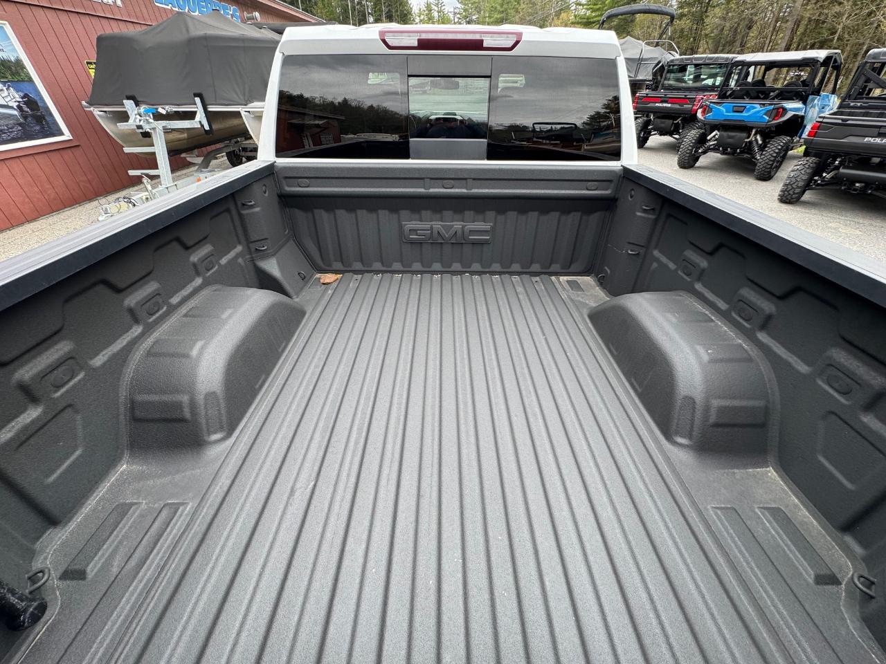 GMC Sierra 1500 SLT Crew Cab Short Box 4WD 2021