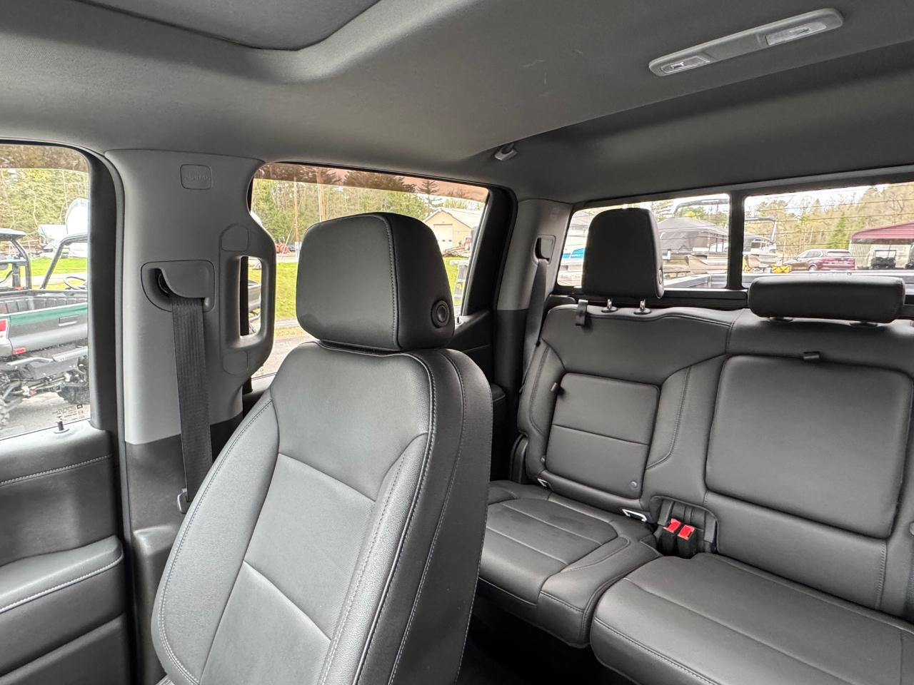 GMC Sierra 1500 SLT Crew Cab Short Box 4WD 2021