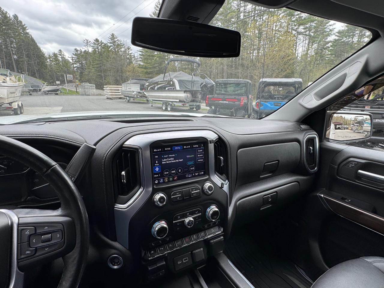 GMC Sierra 1500 SLT Crew Cab Short Box 4WD 2021