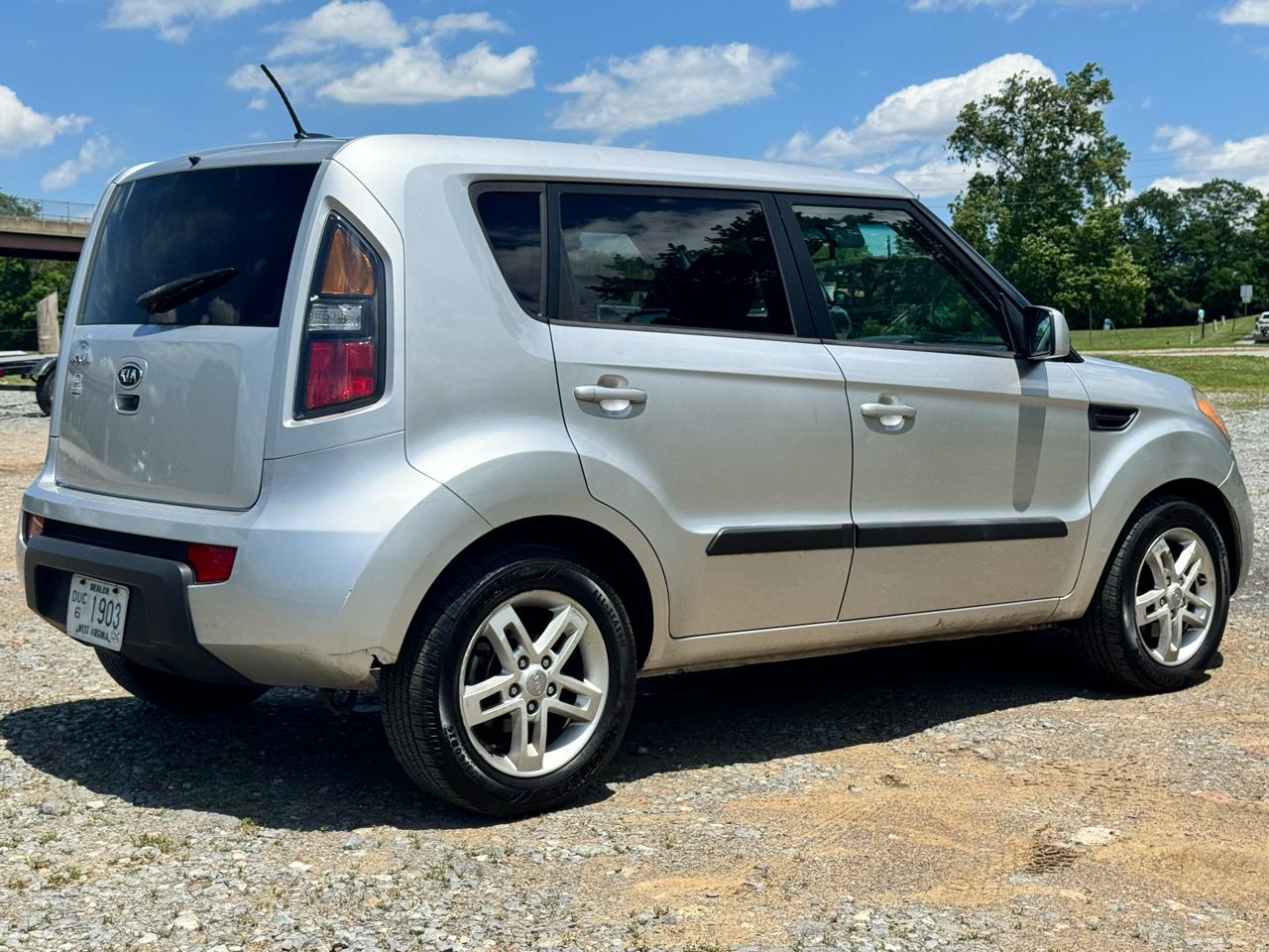 Kia Soul + 2011