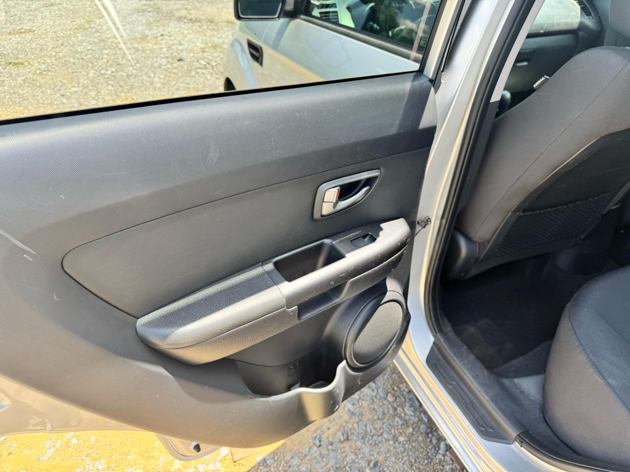 Kia Soul + 2011