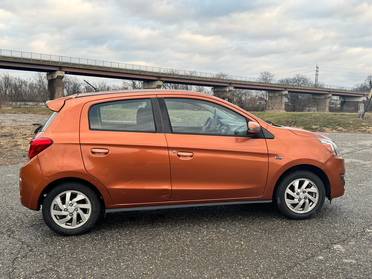 Mitsubishi Mirage SE 2018