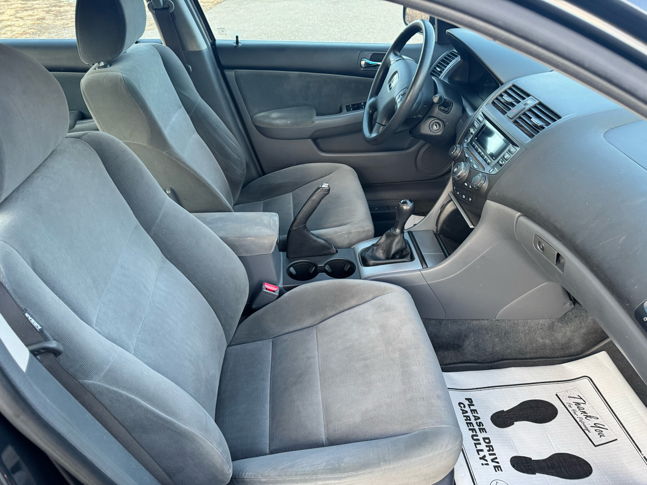 Honda Accord EX Sedan with Side Curtain Airbags 2004