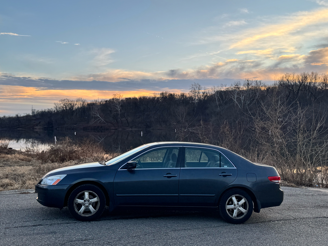Honda Accord EX Sedan with Side Curtain Airbags 2004