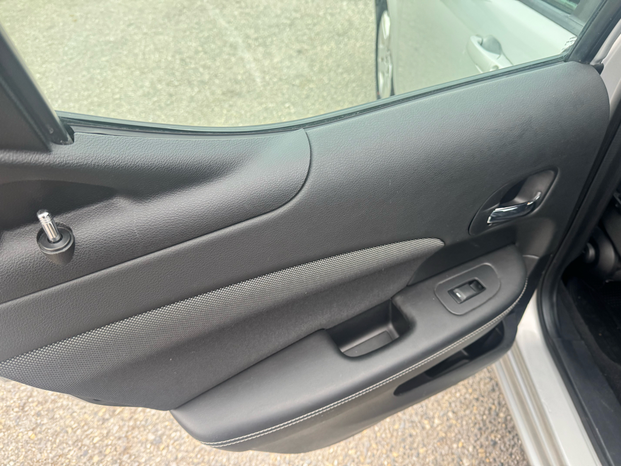 Dodge Avenger Base 2012