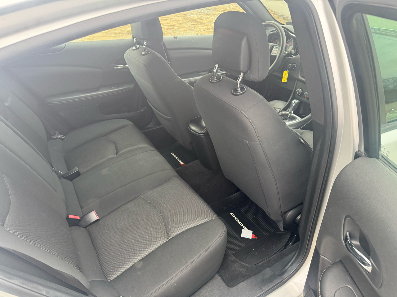 Dodge Avenger Base 2012