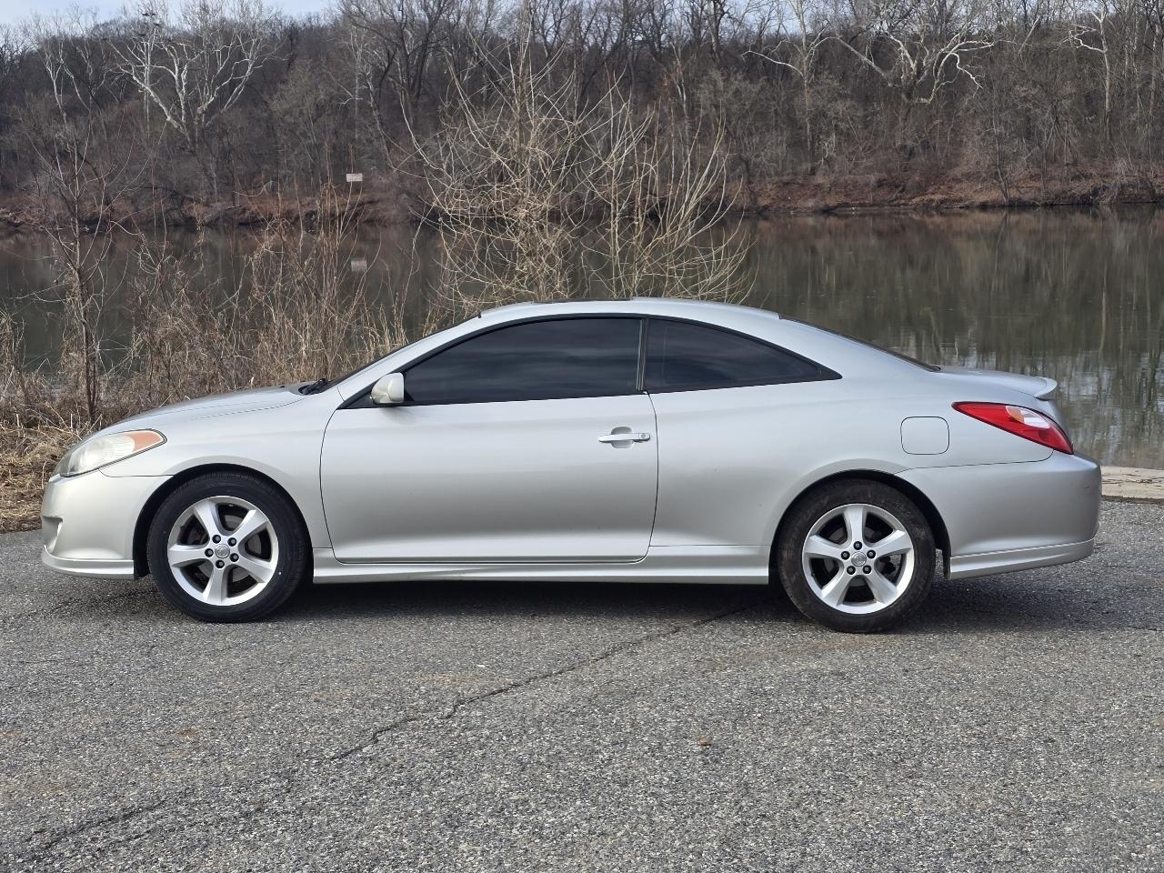 Toyota Camry Solara SE 2006