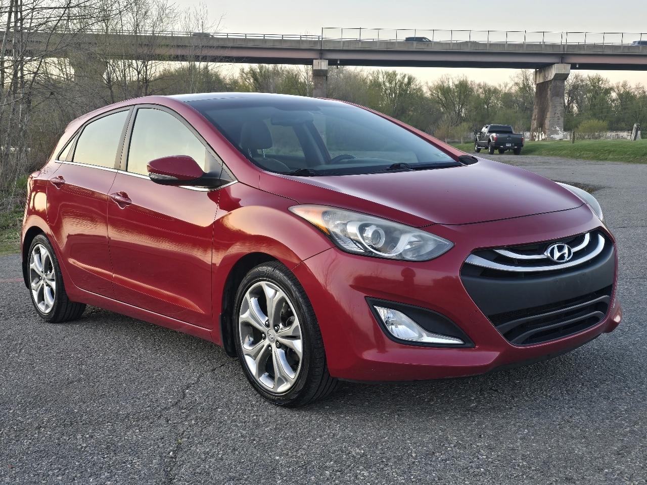 Hyundai Elantra GT A/T 2013