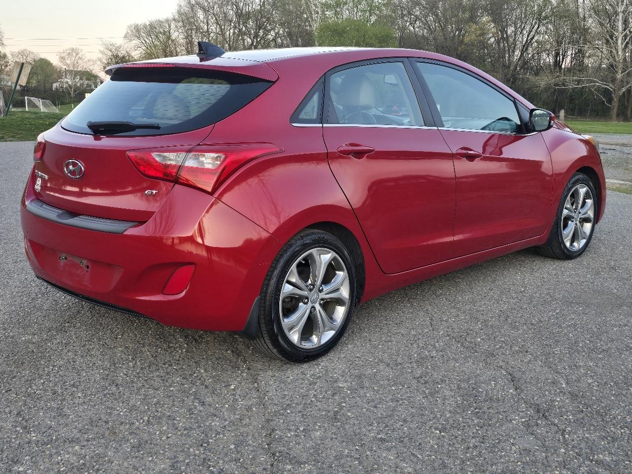 Hyundai Elantra GT A/T 2013