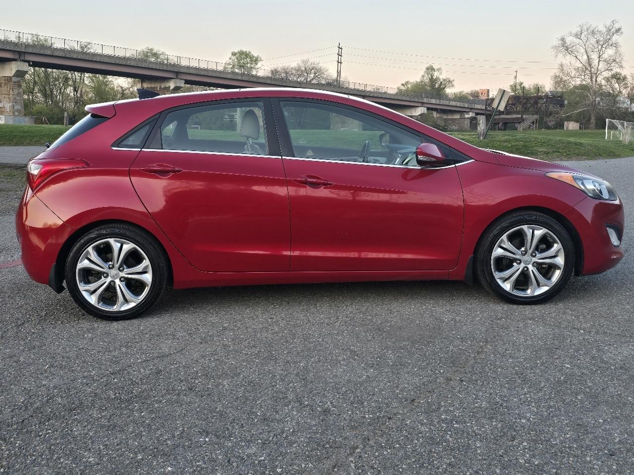 Hyundai Elantra GT A/T 2013