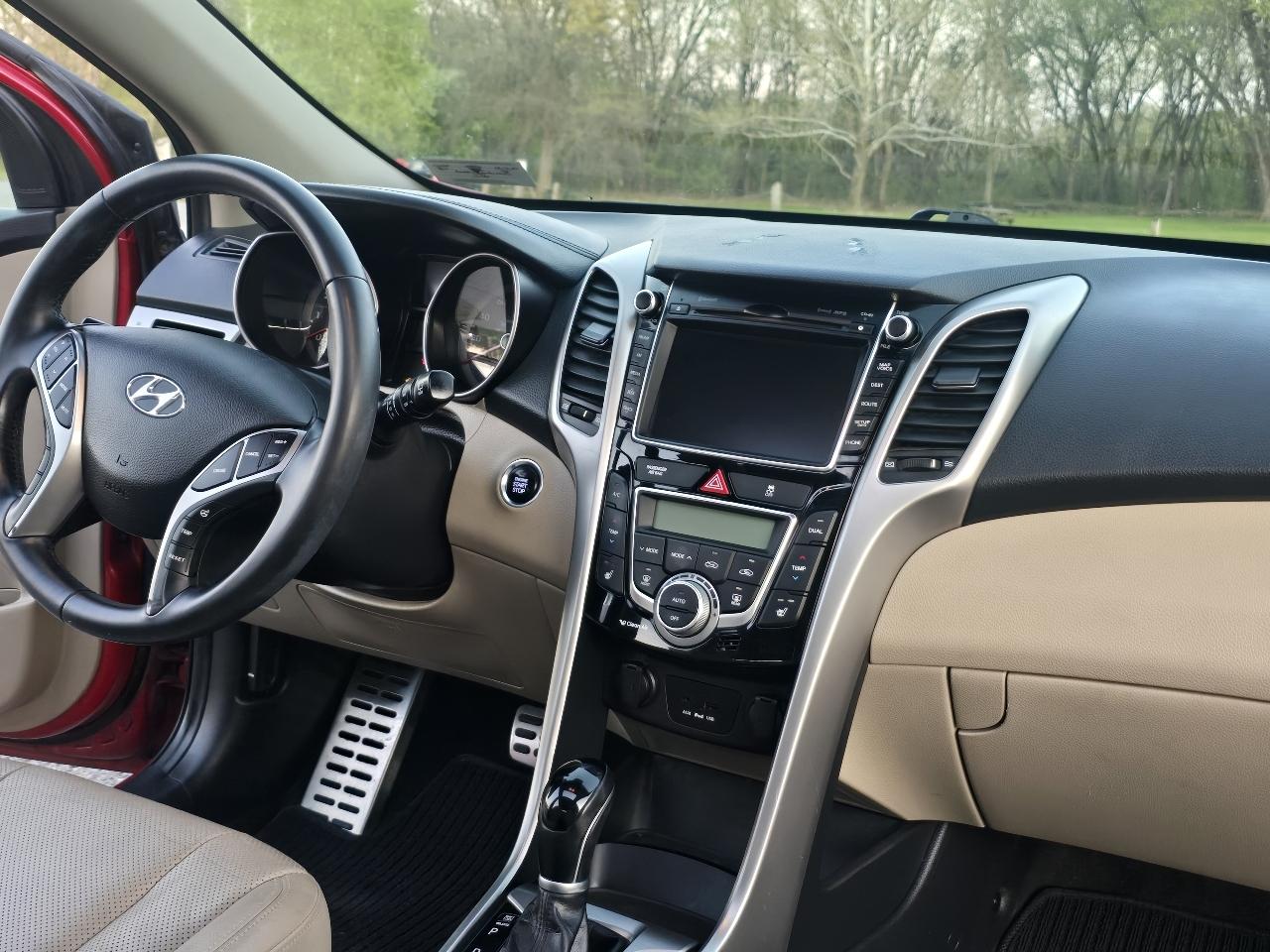 Hyundai Elantra GT A/T 2013