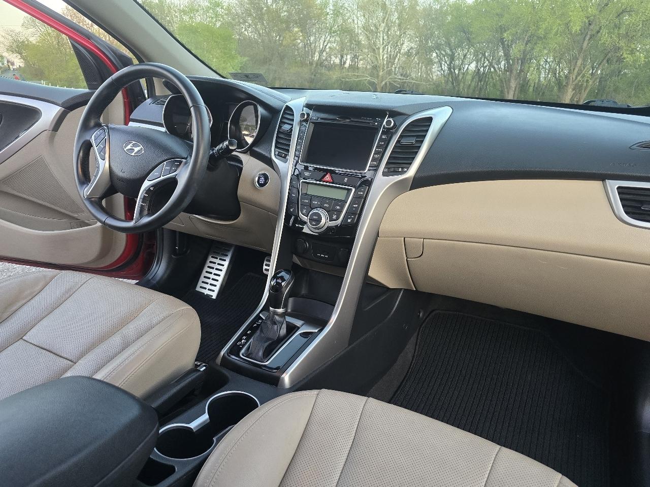 Hyundai Elantra GT A/T 2013