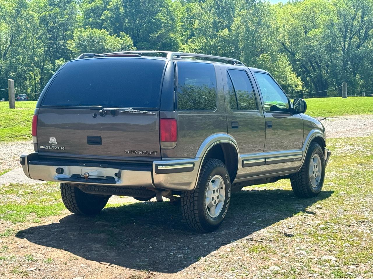 Chevrolet Blazer 4-Door 4WD 1998