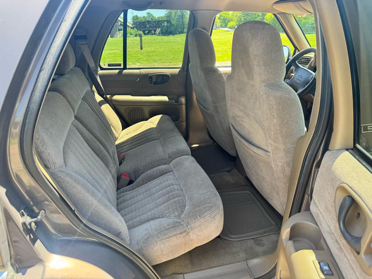 Chevrolet Blazer 4-Door 4WD 1998