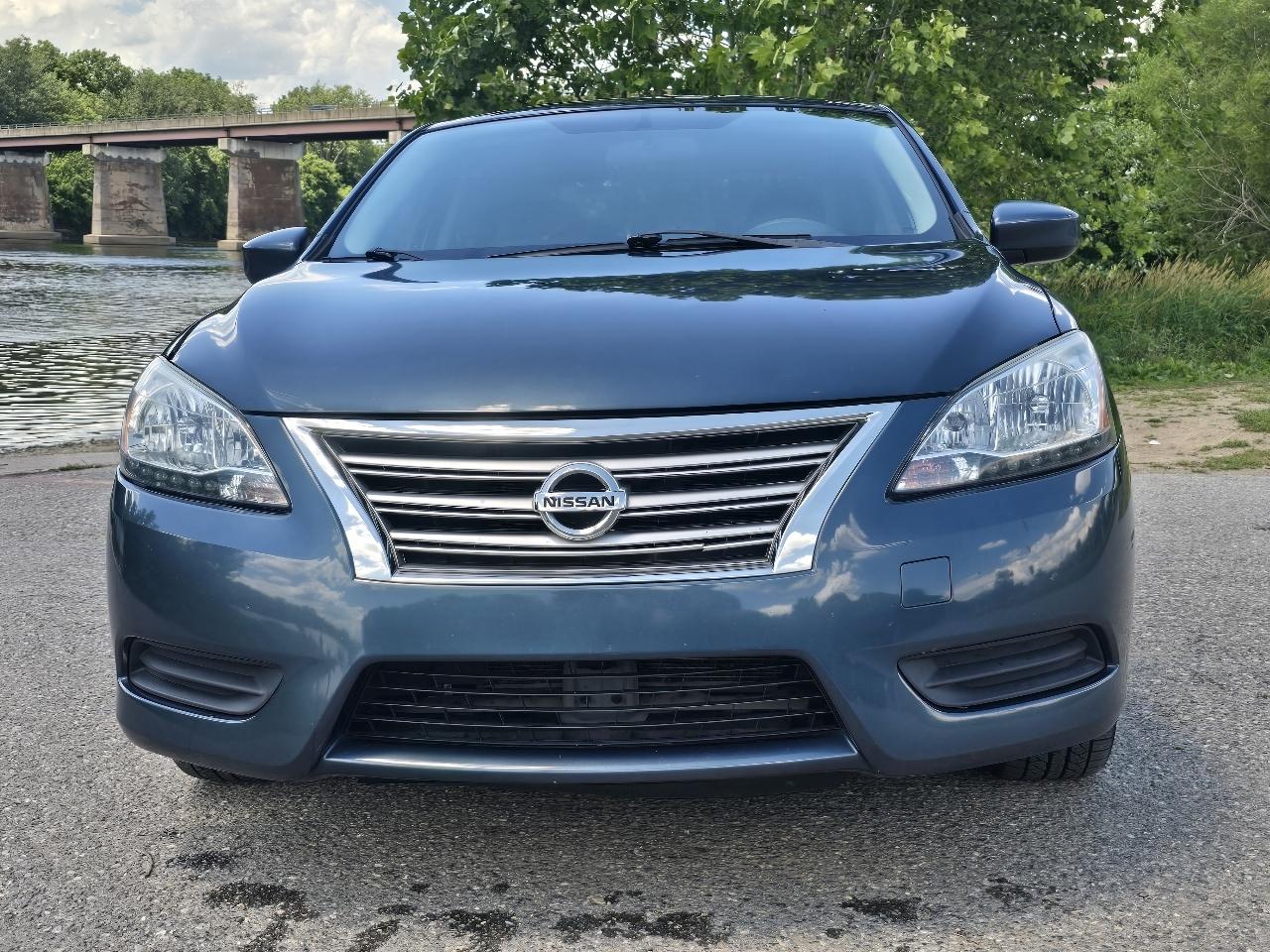 Nissan Sentra S CVT 2014