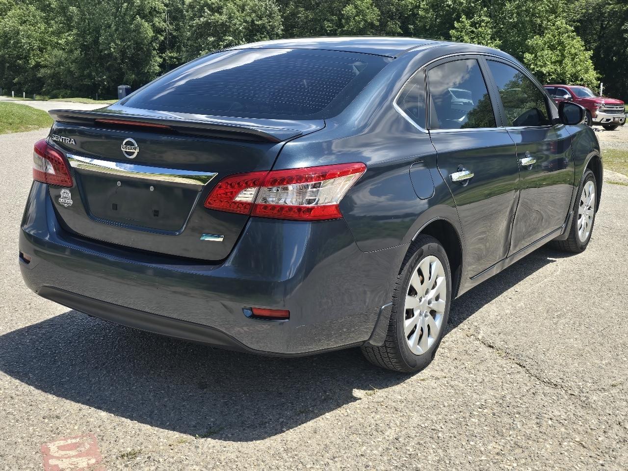 Nissan Sentra S CVT 2014