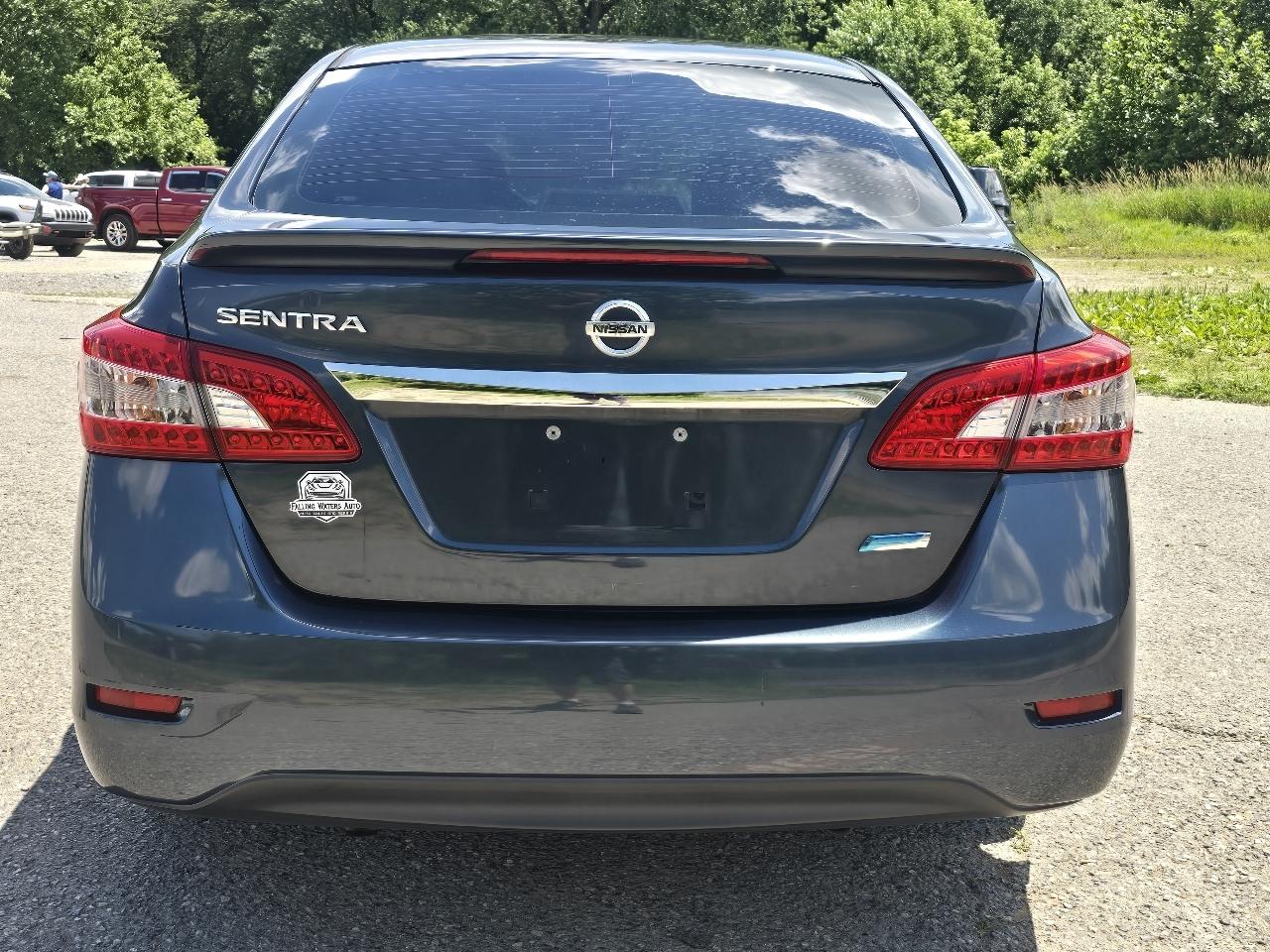 Nissan Sentra S CVT 2014