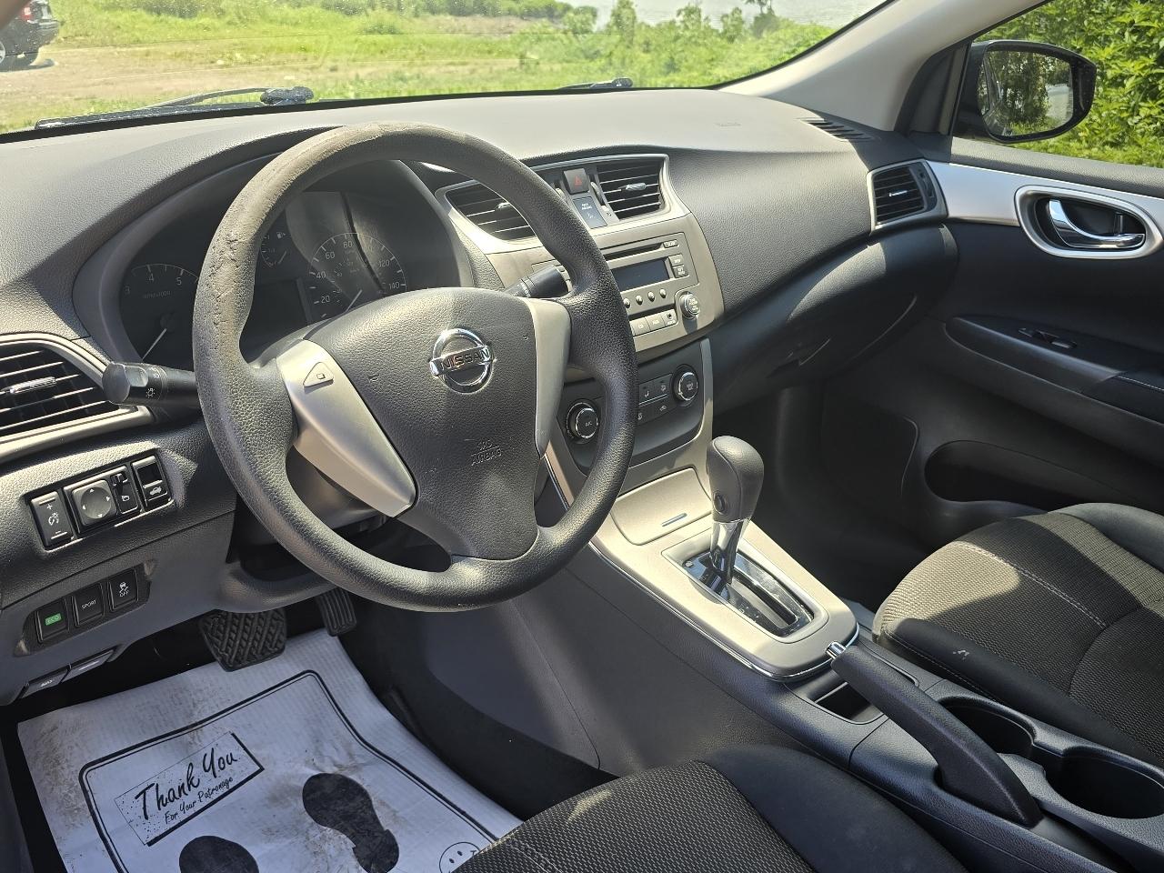 Nissan Sentra S CVT 2014