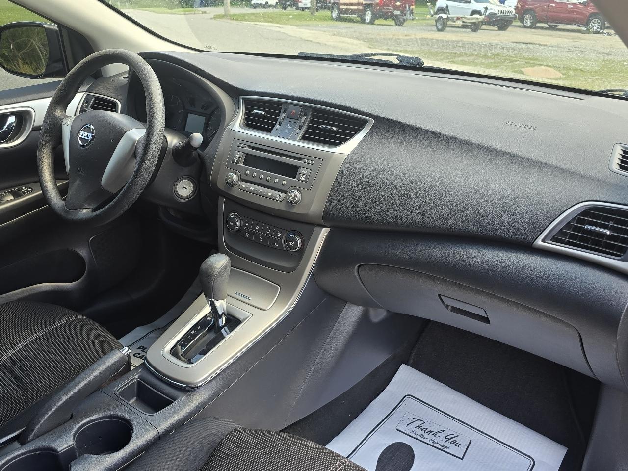 Nissan Sentra S CVT 2014
