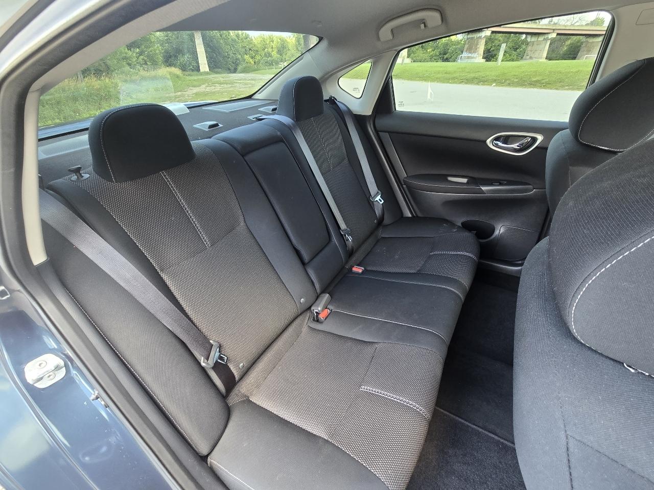 Nissan Sentra S CVT 2014