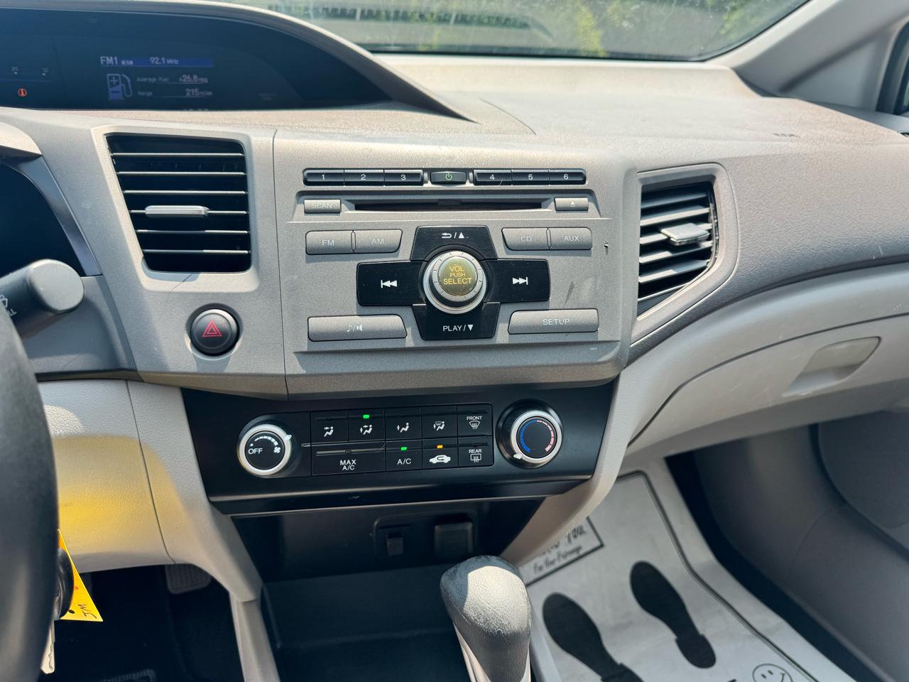 Honda Civic LX Sedan 5-Speed AT 2012