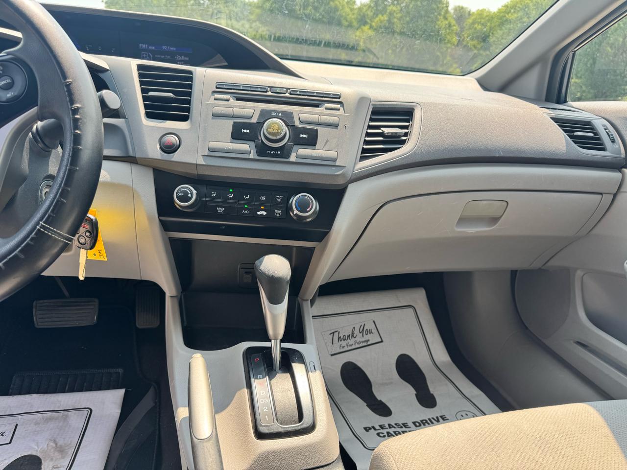 Honda Civic LX Sedan 5-Speed AT 2012
