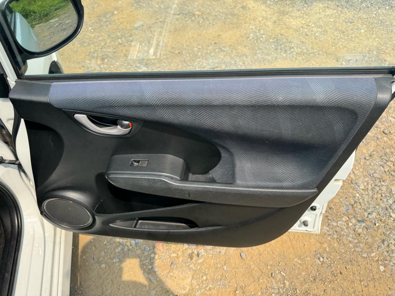 Honda Fit Sport 5-Speed AT 2009