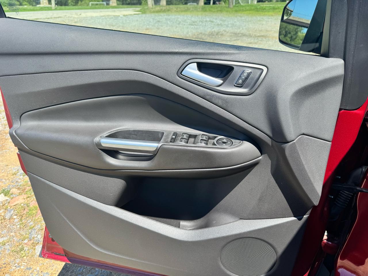 Ford Escape SE 4WD 2016