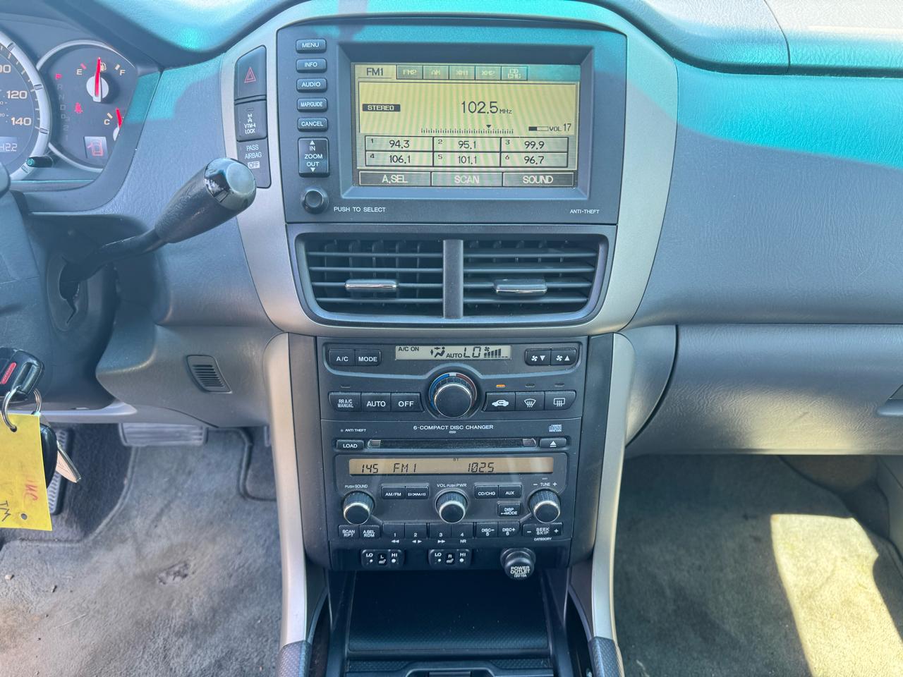 Honda Pilot EX 4WD w/Leather and Navigation 2006
