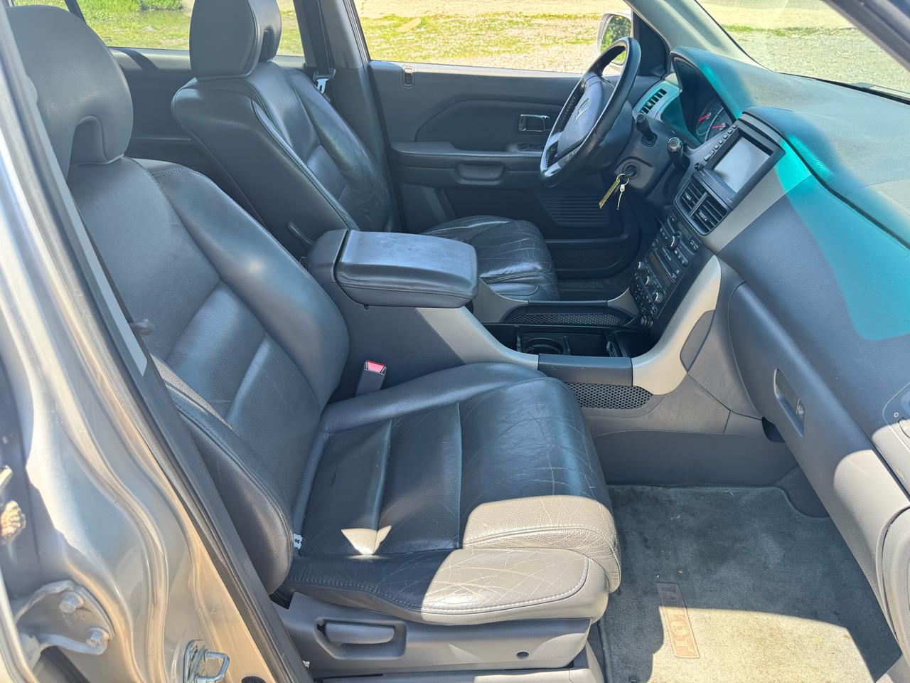 Honda Pilot EX 4WD w/Leather and Navigation 2006