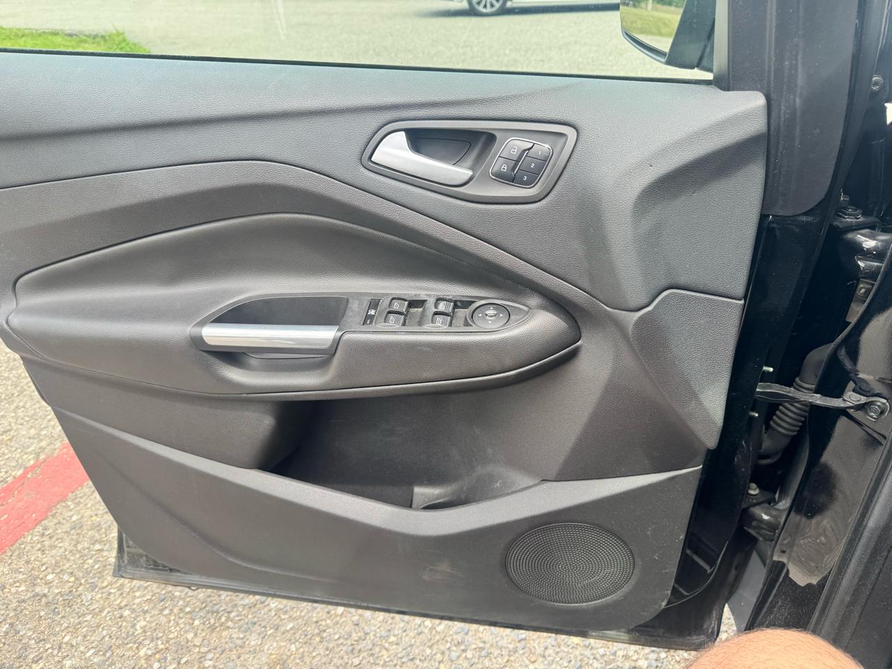 Ford Escape Titanium 4WD 2016