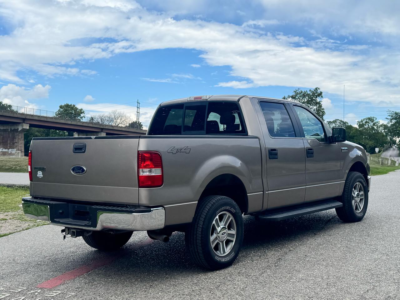 Ford F-150 FX4 SuperCrew 4WD 2005