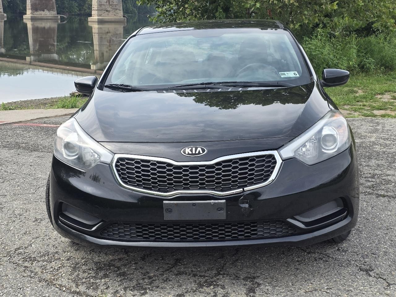 Kia Forte LX w/Popular Package 2016