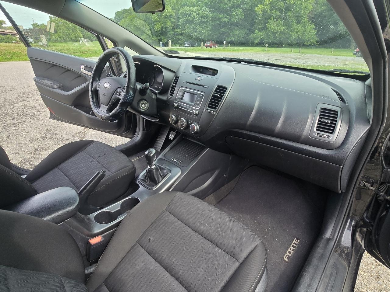 Kia Forte LX w/Popular Package 2016