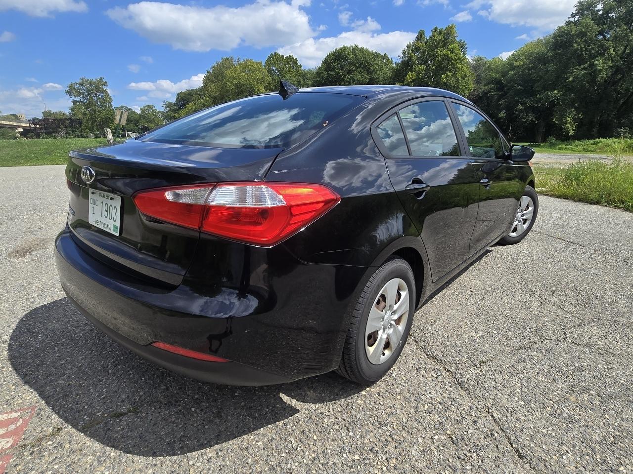 Kia Forte LX w/Popular Package 2016