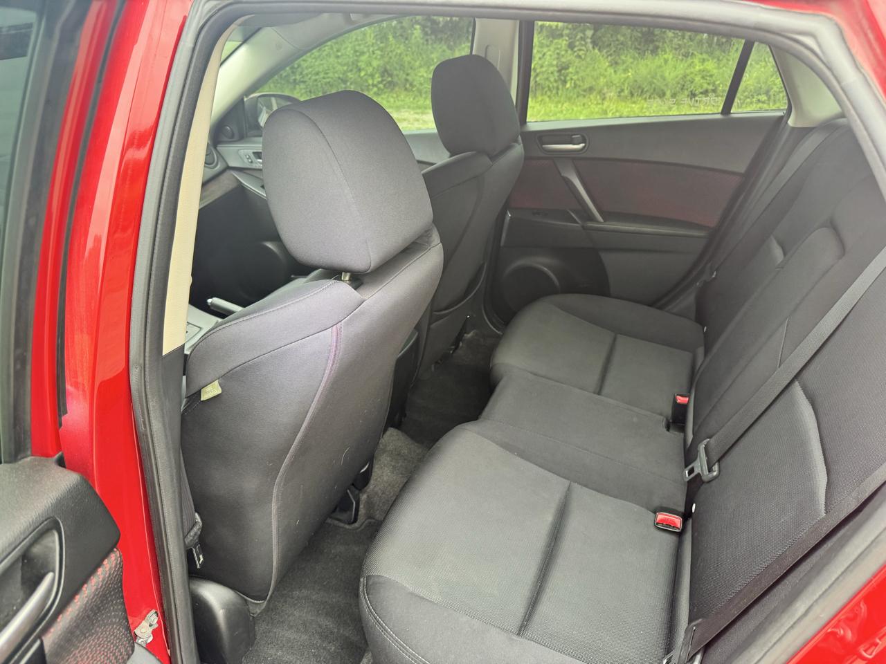 Mazda MAZDA3 s Sport 5-Door 2011