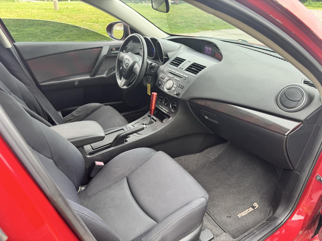Mazda MAZDA3 s Sport 5-Door 2011