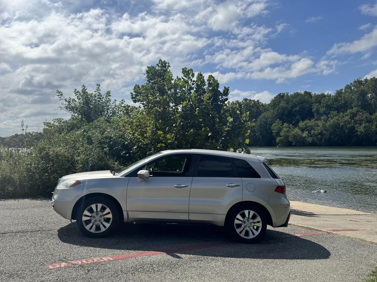 Acura RDX 5-Spd AT SH-AWD with Technology Package 2012