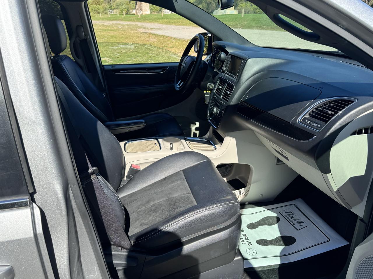 Dodge Grand Caravan SXT 2016
