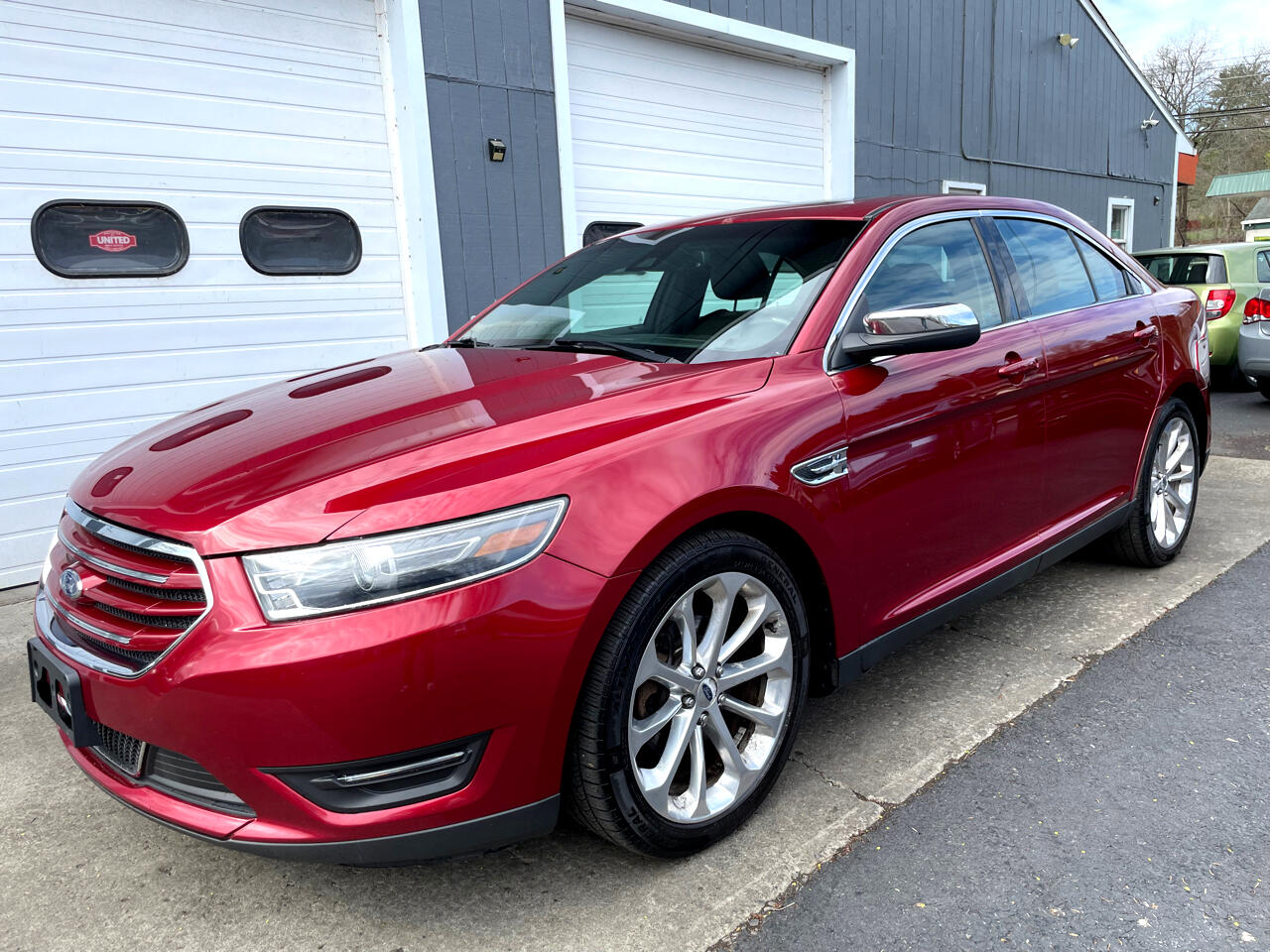 2016 Ford Taurus Limited FWD