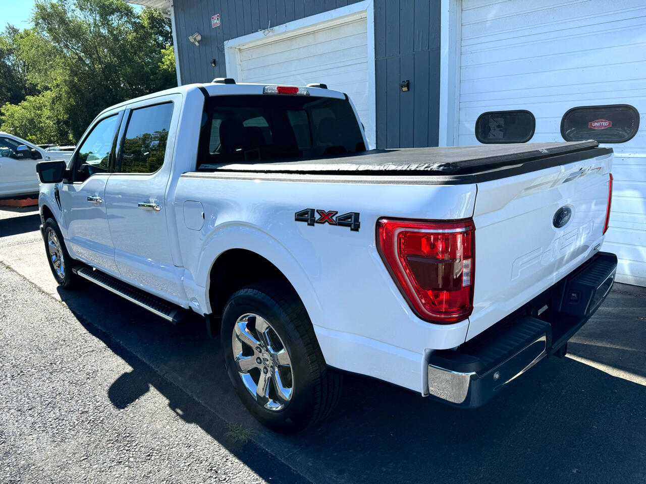 2022 Ford F-150 XLT photo 4