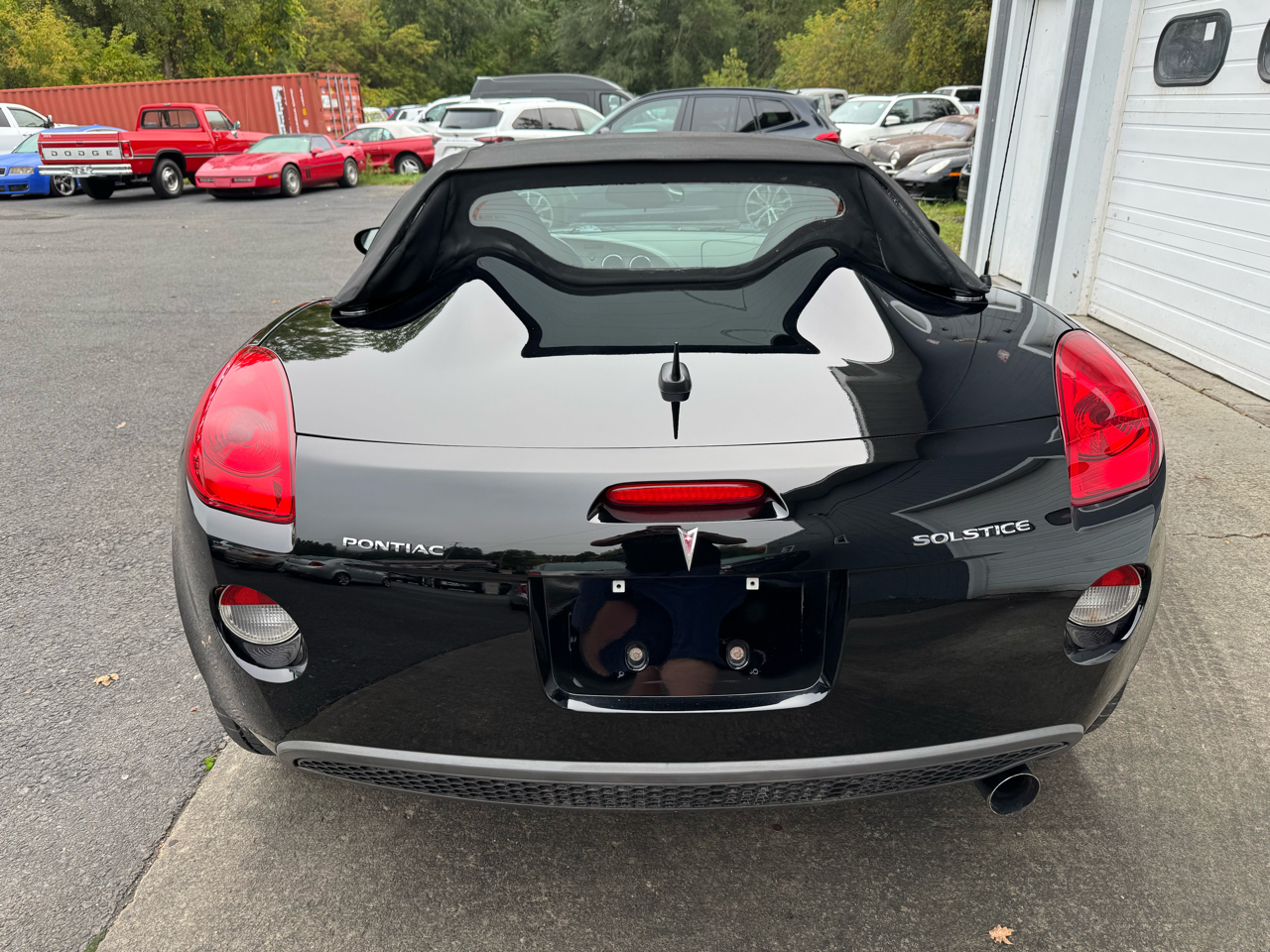 2008 Pontiac Solstice Convertible photo 8