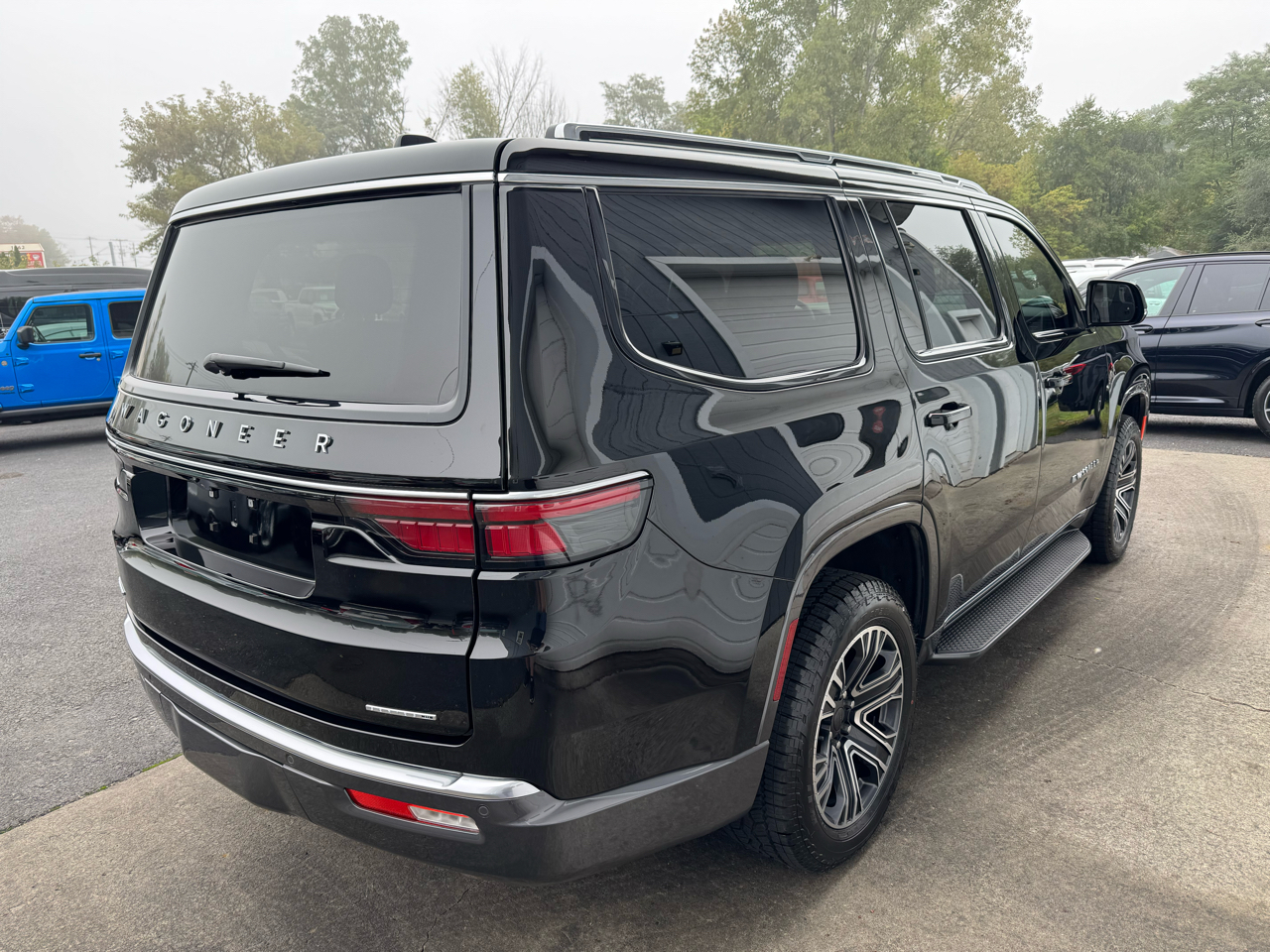 2022 Jeep Wagoneer Series III photo 4