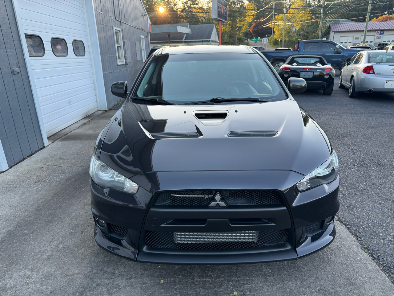 2014 Mitsubishi Lancer Evolution GSR photo 2