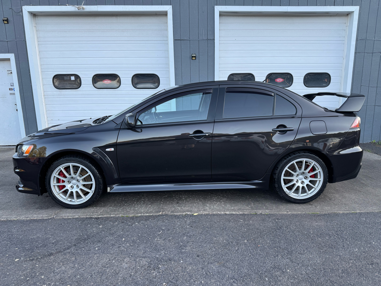 2014 Mitsubishi Lancer Evolution GSR photo 6
