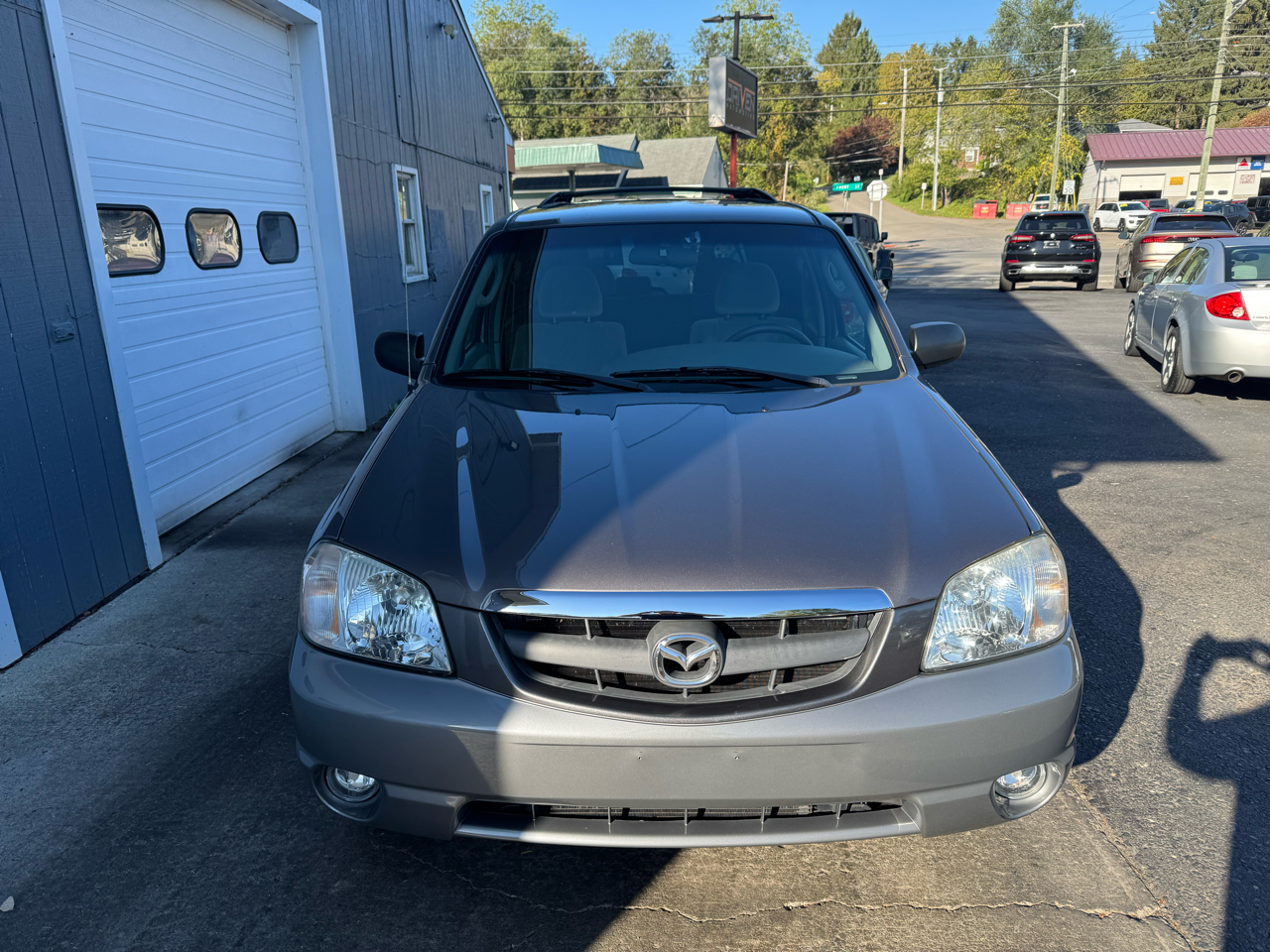 2002 Mazda Tribute LX photo 2