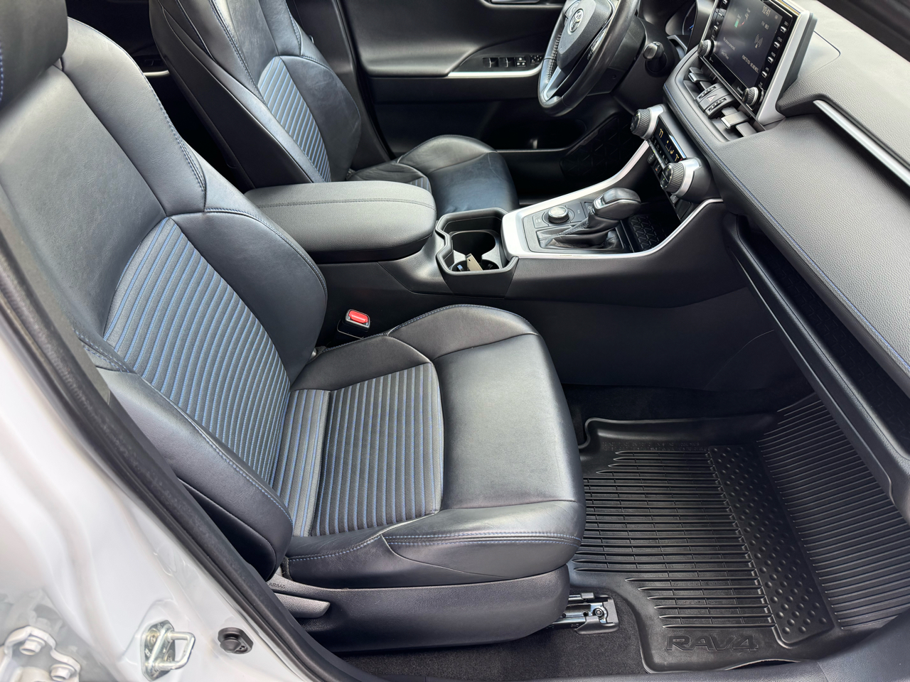 Toyota RAV4 Hybrid  2019