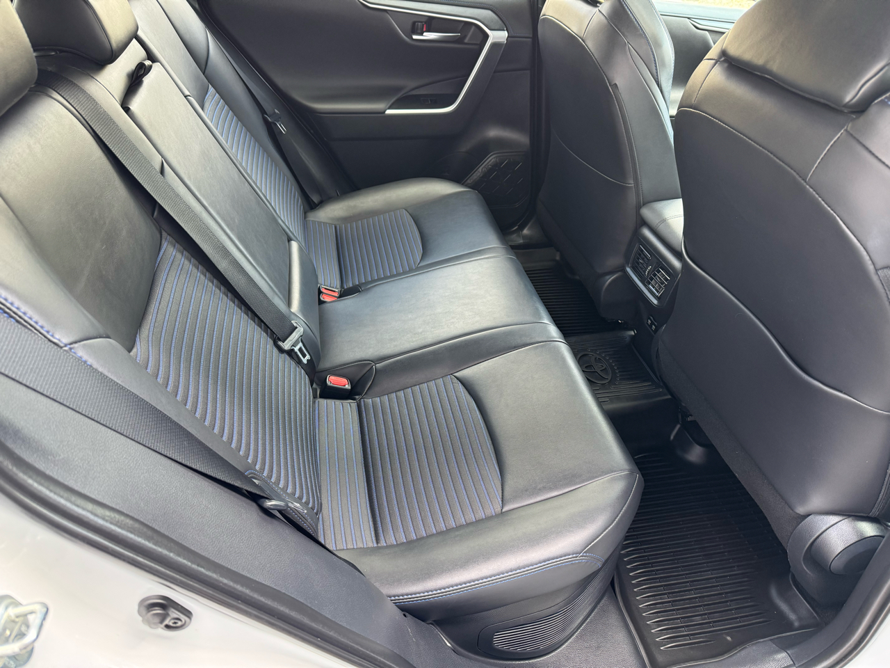 Toyota RAV4 Hybrid  2019