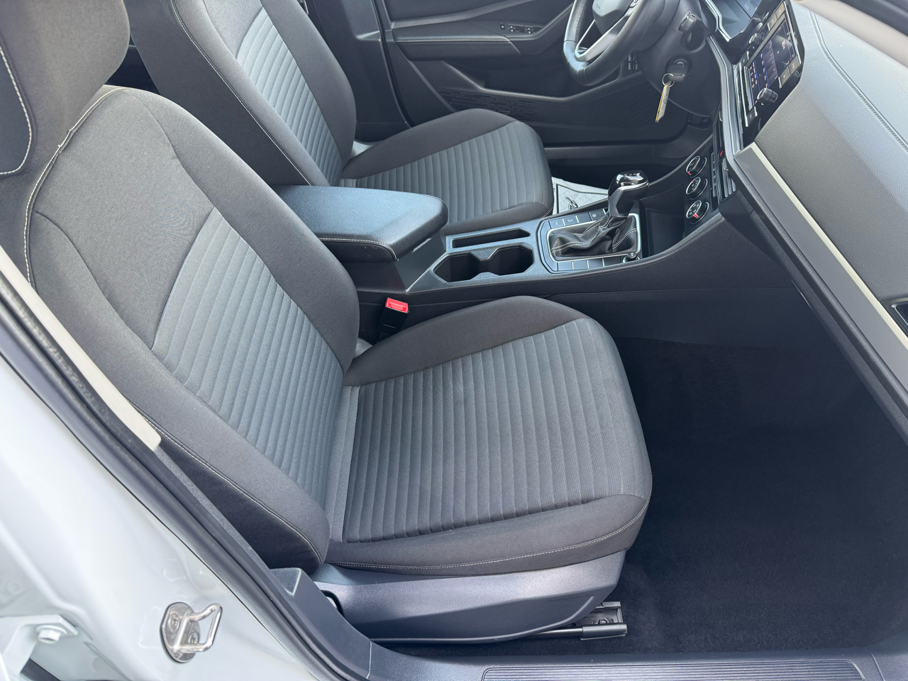 Volkswagen Jetta S 2024