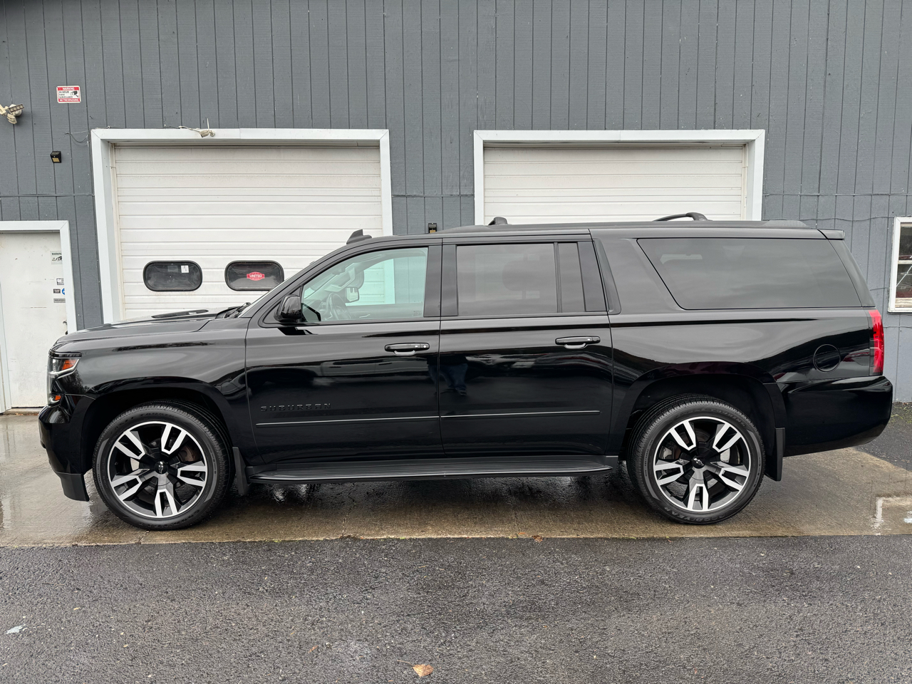 Chevrolet Suburban  2020